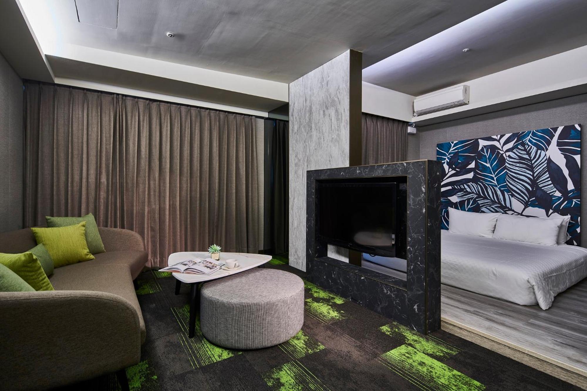 Kung Shang Design Hotel Kaohsiung Room photo